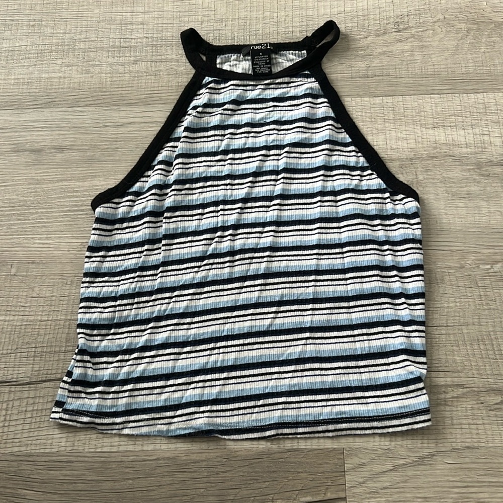 Tank crop top